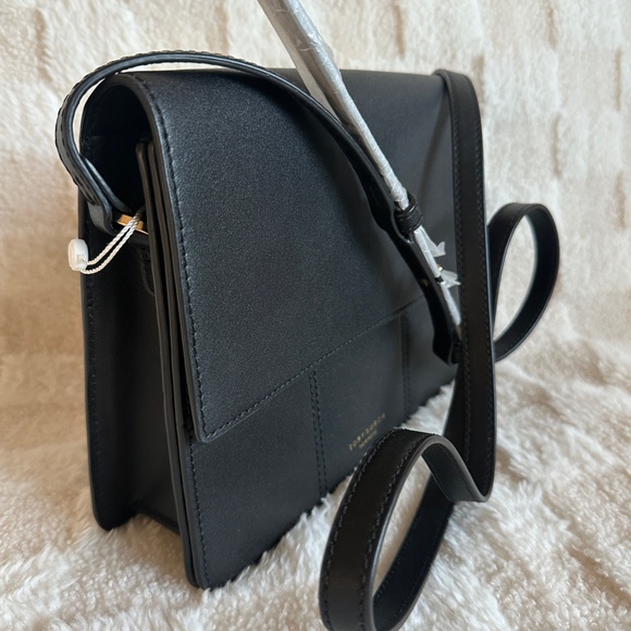 NWT! RARE! Tory Burch Block T Box Flap Leather Crossbody Messenger Black 71636 - Picture 2 of 10